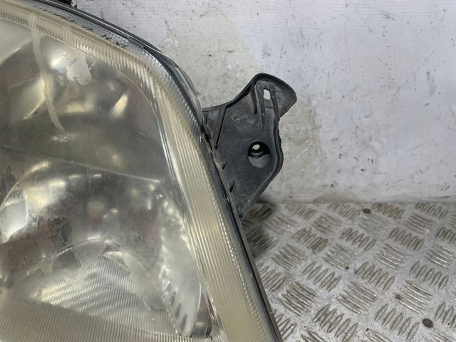 Luz direita 89308560 OPEL