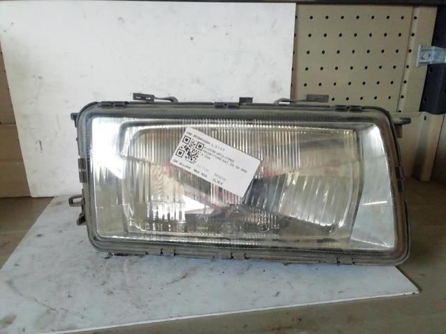 Luz direita 893941030H VAG