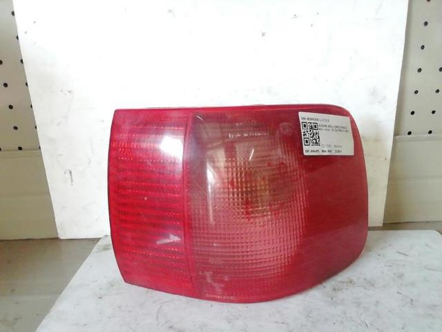 Lanterna traseira direita externa 893945218 VAG
