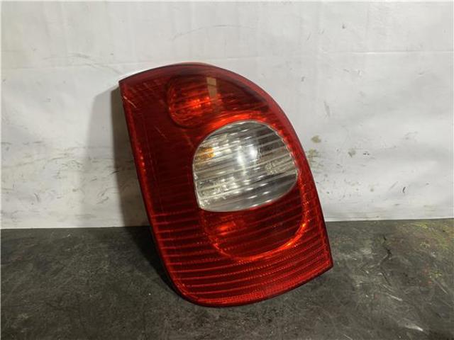 Lanterna traseira esquerda 89398405 PEUGEOT