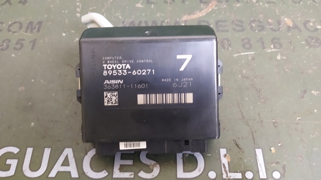 Módulo de direção (Centralina eletrônica) de tracção integral 8953360271 TOYOTA