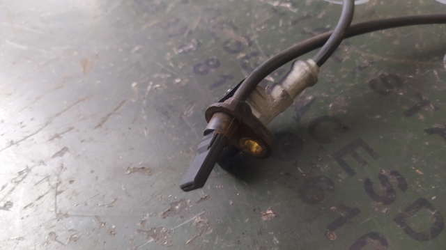 Sensor dianteiro de ABS 895420H010 TOYOTA