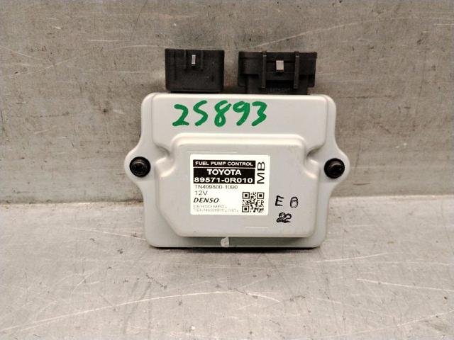 895710R010 Toyota