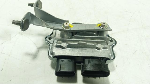 895710R010 Toyota