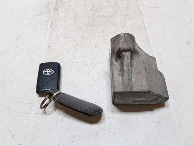 899985201 Toyota