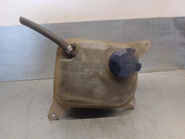 Tanque de expansão do sistema de esfriamento 8A0121403 VAG