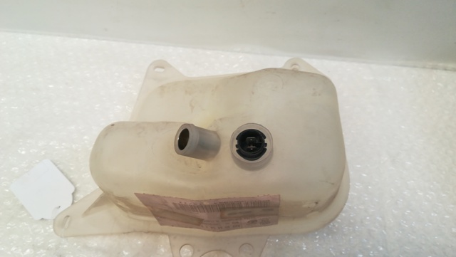 Tanque de expansão do sistema de esfriamento 8A0121403A VAG