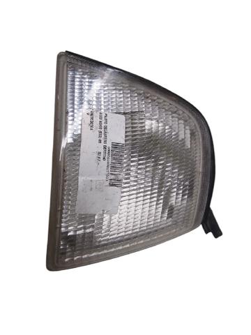 Pisca-pisca direito 8A0953050A VAG