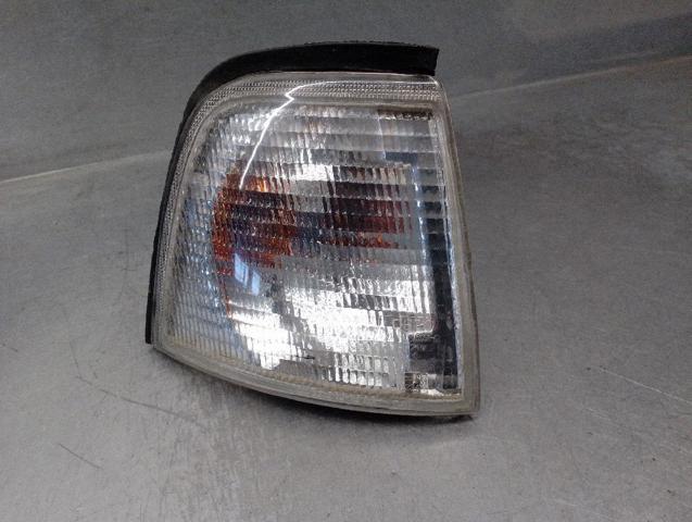 Pisca-pisca direito 8A0953050A VAG