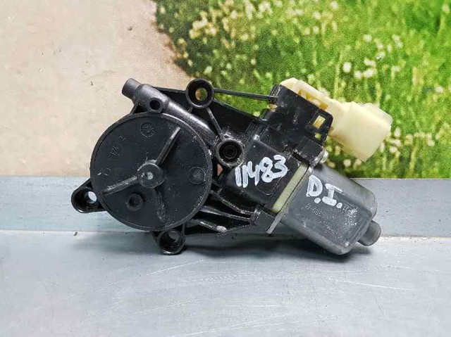 Motor de acionamento de vidro da porta dianteira esquerda 8A6114A389BC FORD