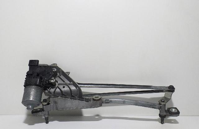 8A6117B571AA Ford
