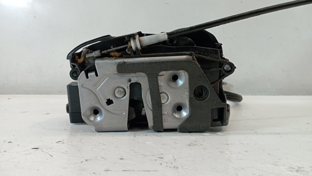 8A6AA21813AG Ford