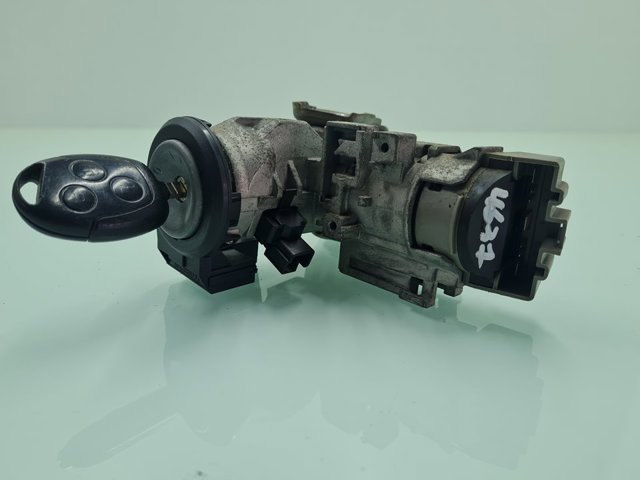 8A6T15607AB Ford