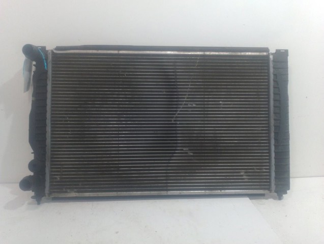 Radiador de esfriamento de motor 8D0121251BB VAG