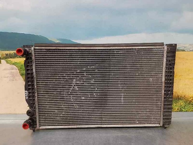 Radiador de esfriamento de motor 8D0121251P VAG