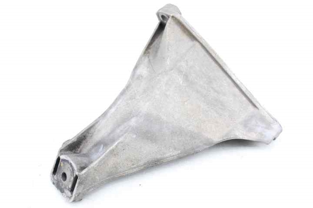 Consola de coxim (apoio) direita de motor 8D0199308F VAG