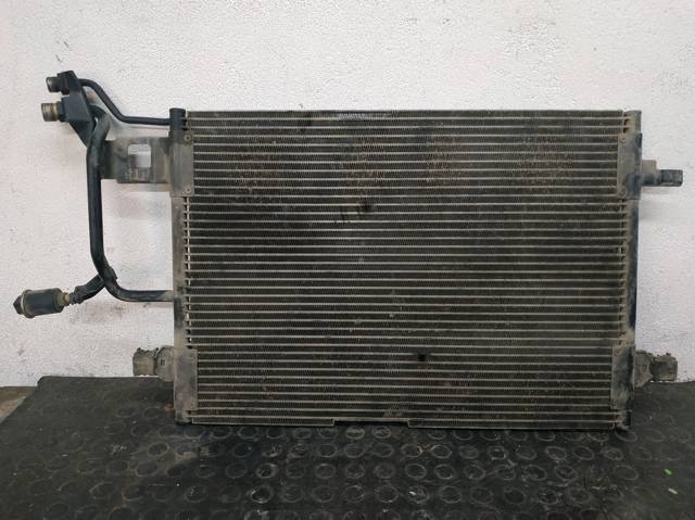Radiador de aparelho de ar condicionado 8D0260401A VAG