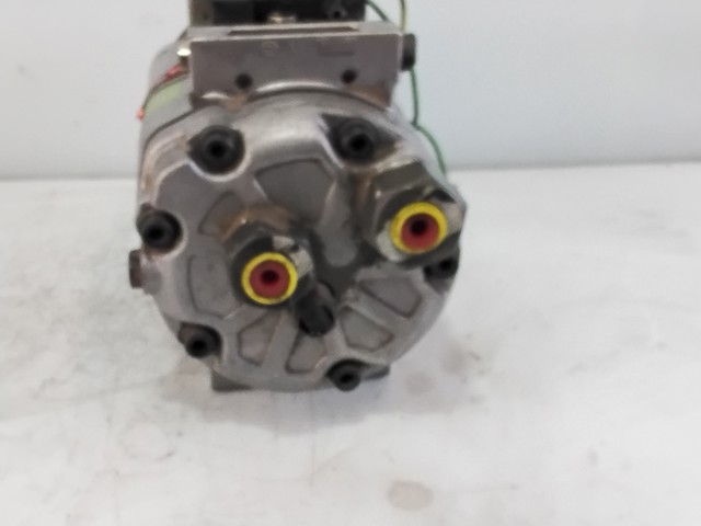 Compressor de aparelho de ar condicionado 8D0260805 VAG