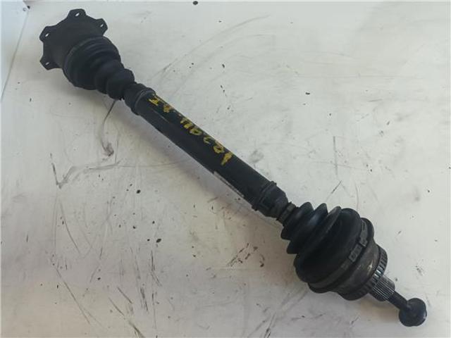 Semieixo (acionador) dianteiro direito 8D0407271BP VAG