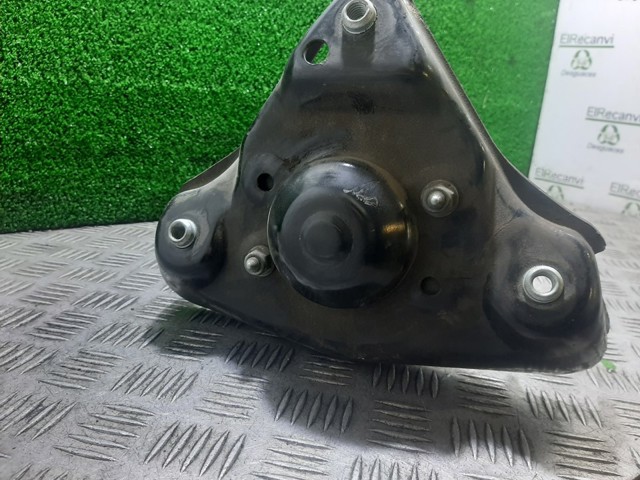 8D0413031AC VAG