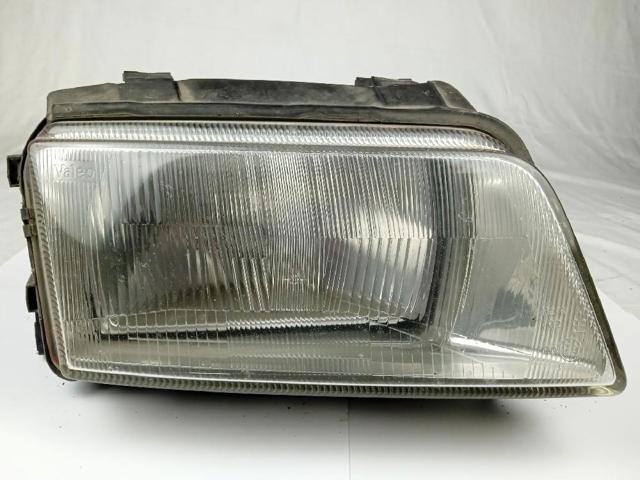 Luz direita 8D0941030 VAG