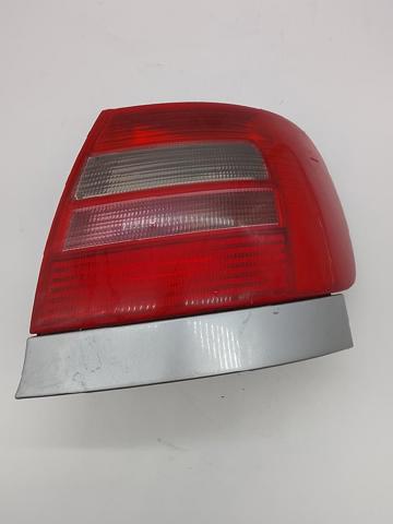 Lanterna traseira direita 8D0945096G VAG