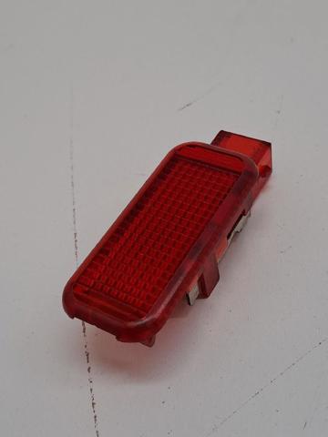 Quebra-luz da luz de fundo da seção de bagagem 8D0947411 VAG