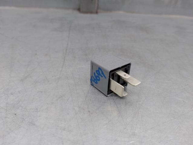 8D0951253 VAG