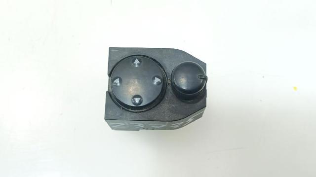 Unidade de controlo dos espelhos de retrovisão, na porta 8D095956501C VAG