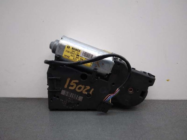 Motor de acionamento de alcapão 8D0959591C VAG