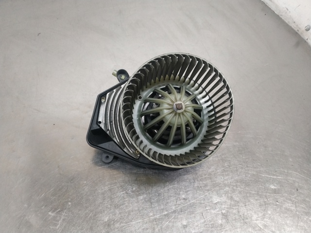Motor de ventilador de forno (de aquecedor de salão) 8D1820021 VAG