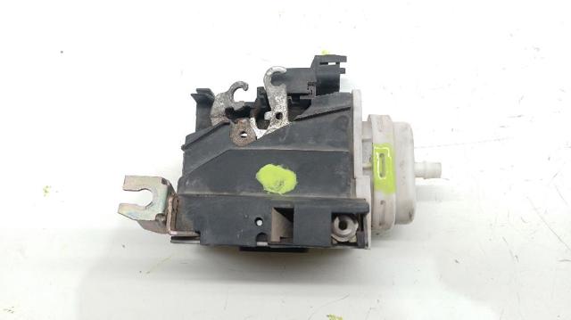 Fecho da porta dianteira direita 8D1837016E VAG
