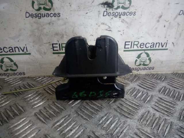 8D9827520 VAG