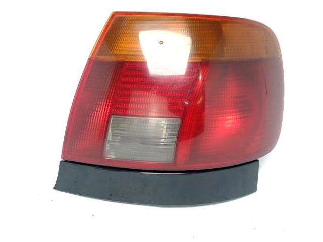 Lanterna traseira direita 8D9945112 VAG