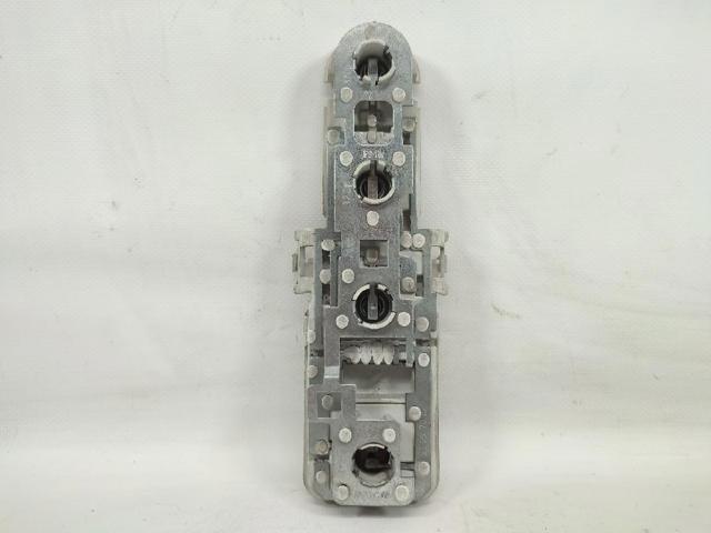 8D9945257 VAG