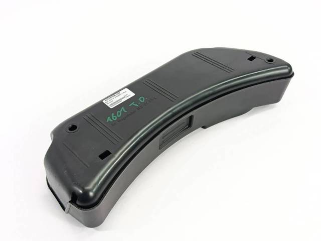 8E0011031C VAG