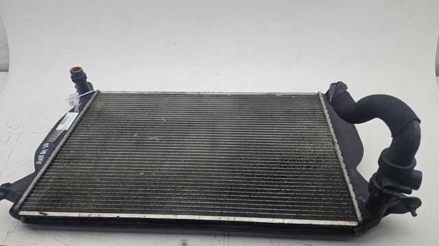 Radiador de esfriamento de motor 8E0121251J VAG
