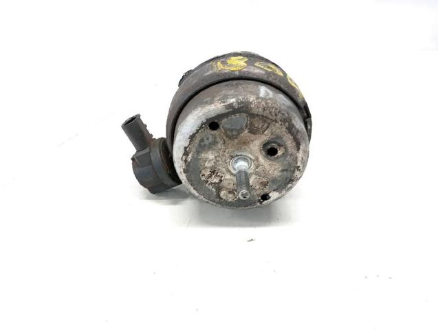 Coxim (suporte) esquerdo/direito de motor 8E0199379E VAG