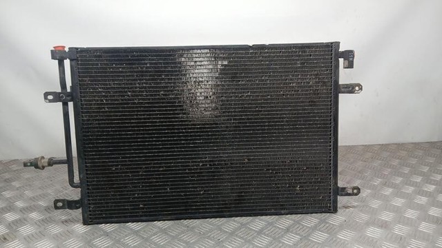 Radiador de aparelho de ar condicionado 8E0260403T VAG
