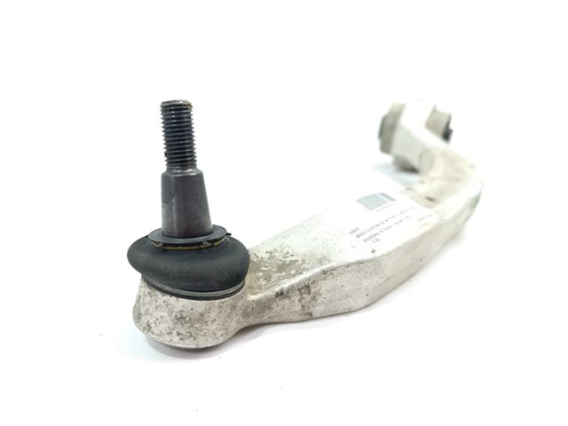 Braço oscilante inferior direito de suspensão dianteira 8E0407694Q VAG