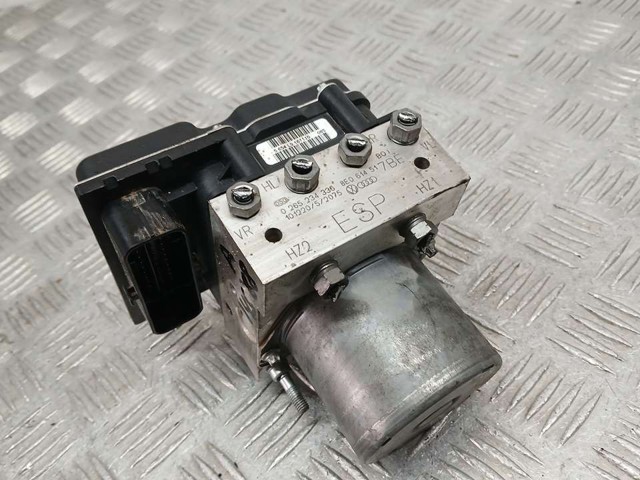 8E0614517BF VAG