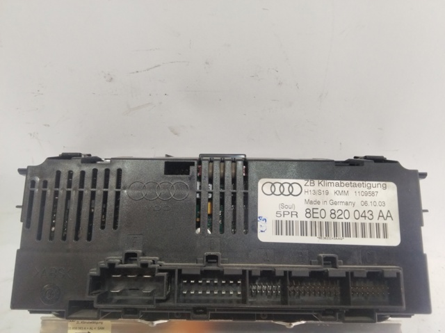 Unidade de controlo dos modos de aquecimento/condicionamento 8E0820043AA VAG