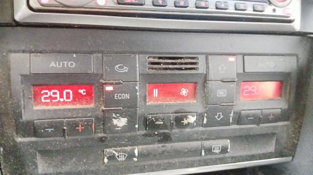 8E0820043AA5PR VAG