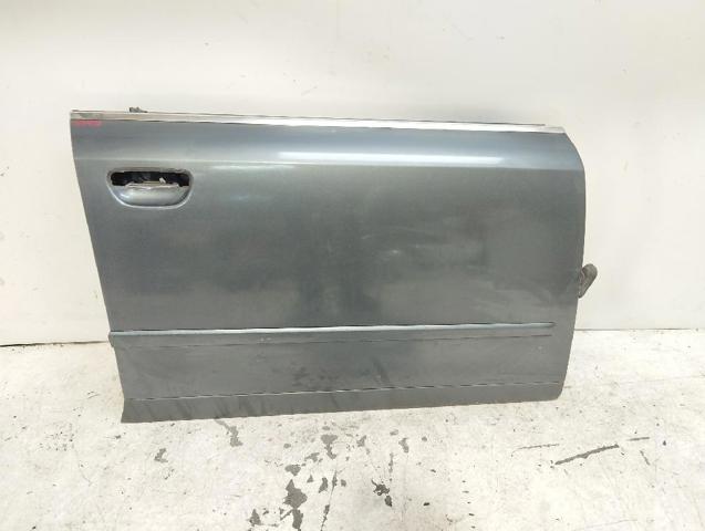 Porta dianteira direita 8E0831052 VAG