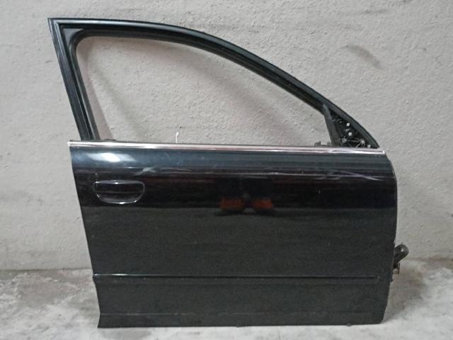 Porta dianteira direita 8E0831052 VAG