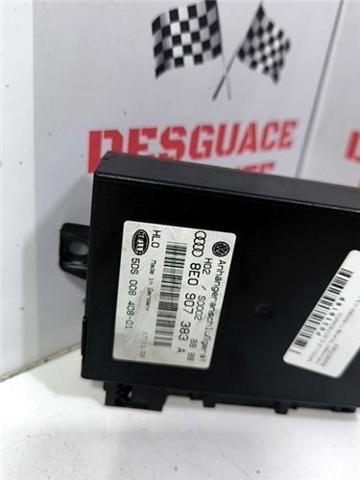 Unidade de controlo de gancho de reboque 8E0907383 VAG