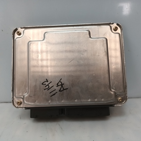 Módulo de direção (Centralina eletrônica) de motor 8E0907401D VAG