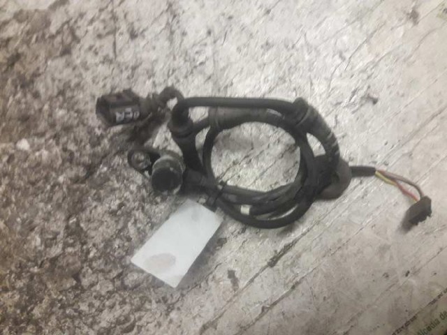 Sensor dianteiro de ABS 8E0927803A VAG
