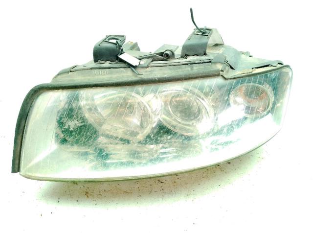 Luz esquerda 8E0941003AQ VAG