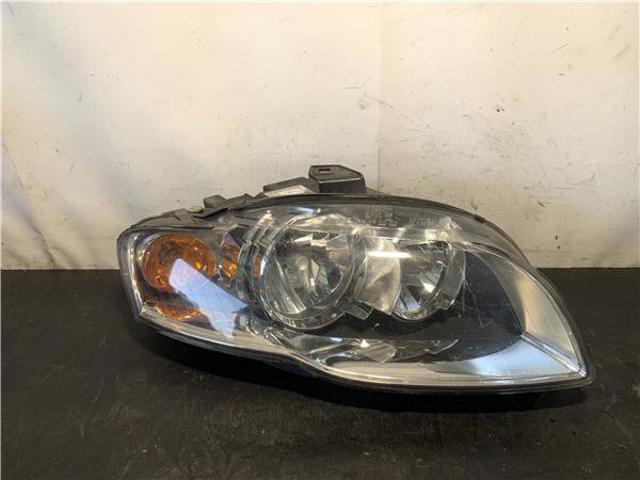 Luz direita 8E0941004AJ VAG